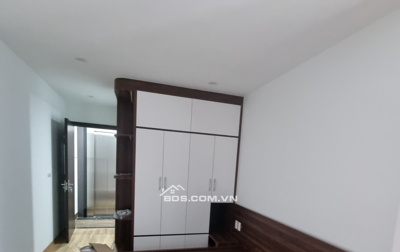 Cần bán nhà Trung Liệt 27m 6 tầng thang máy, hơn 10 tỷ